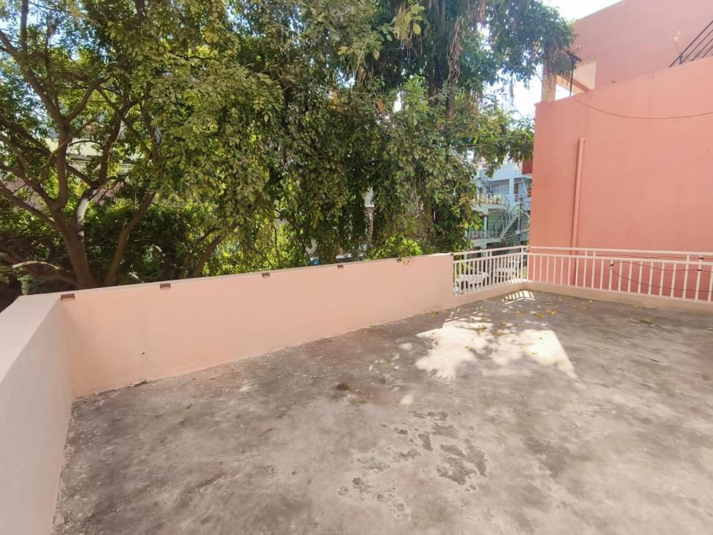 Homestayz Crown Bangalore Quarto foto